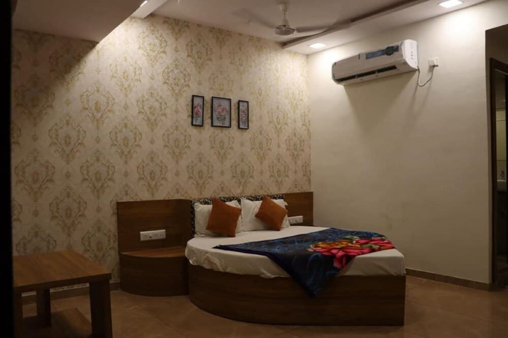 Hotel Legend