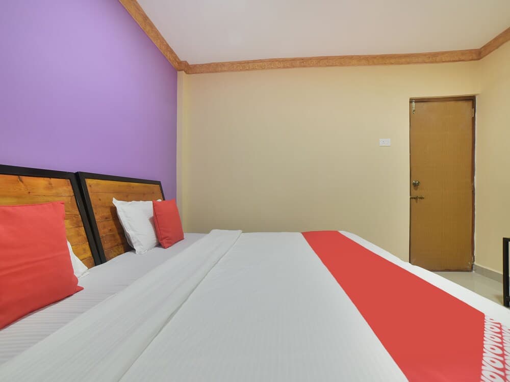 OYO 29017 Ruby Residency