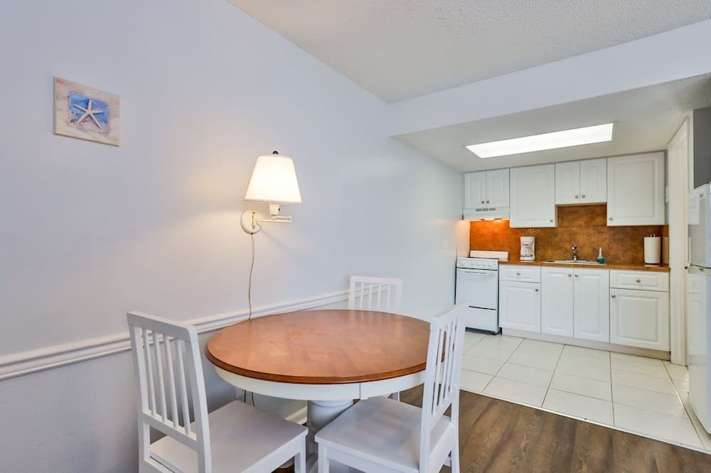 Coastal Waters Inn