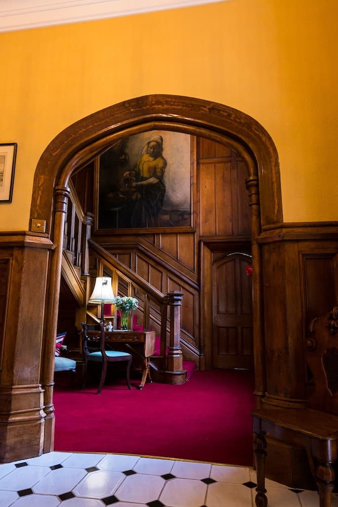 Heads Nook Hall