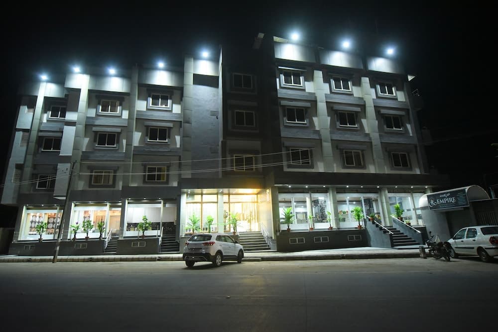 R Empire Revtree