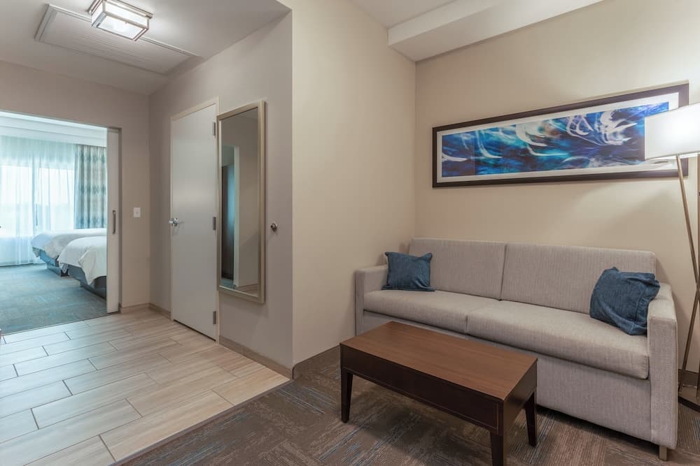 Holiday Inn & Suites - Jefferson City by IHG