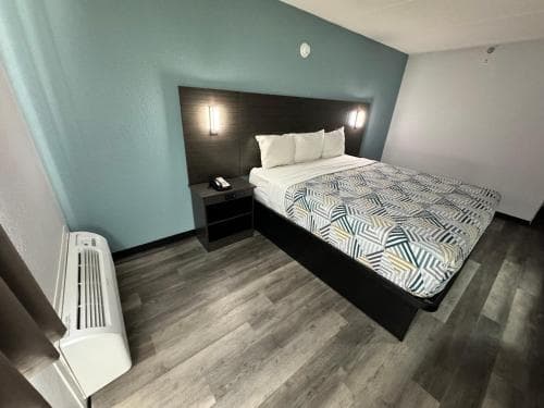 Studio 6 Suites East Syracuse Airport