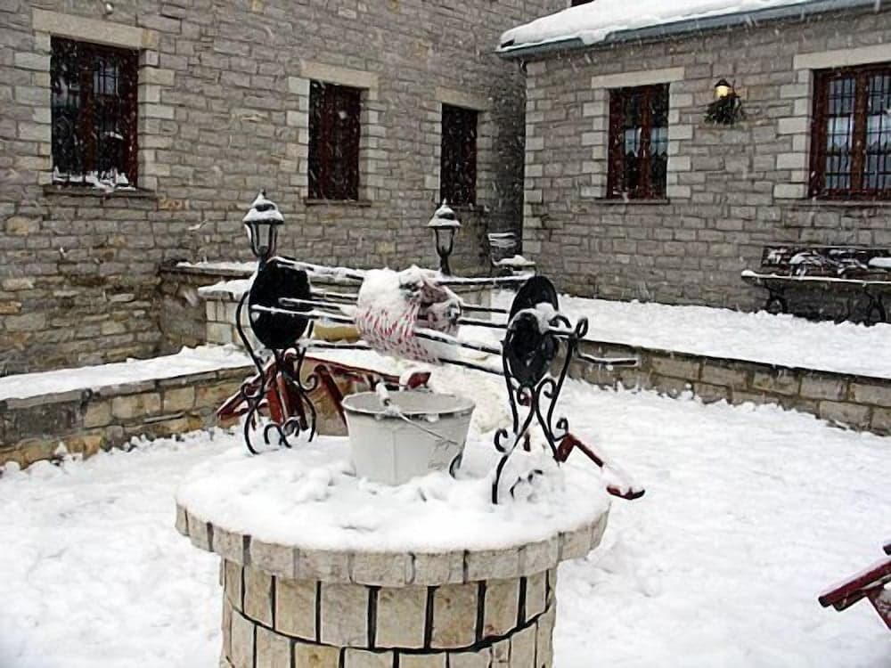 Nikolas Guesthouse