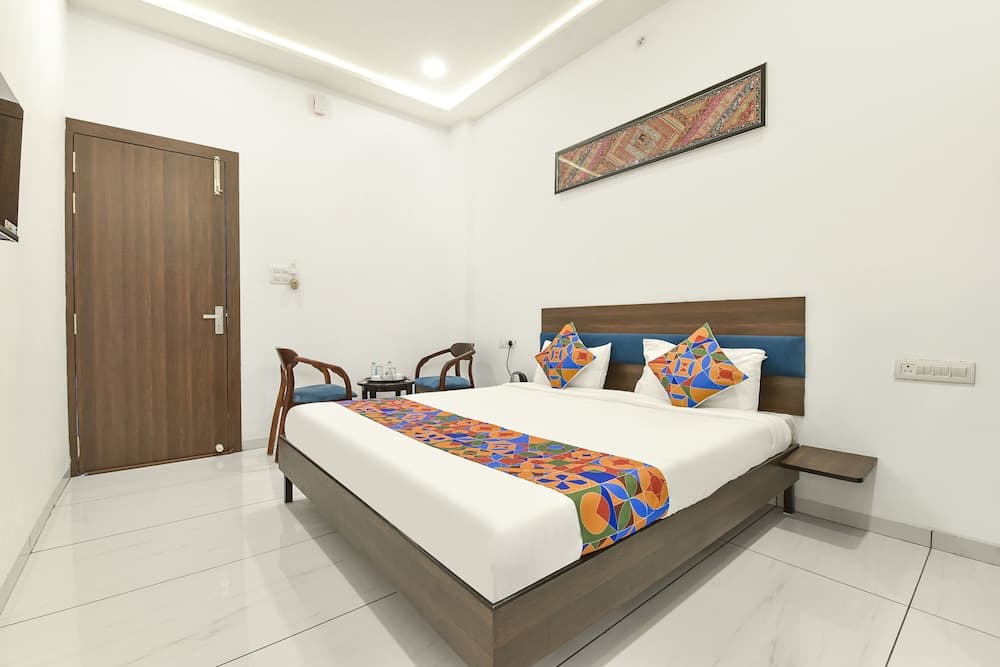 Fabexpress Shiv Vilas Palace
