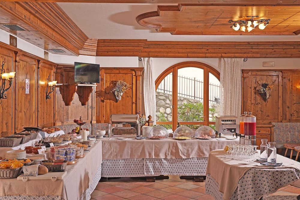 Hotel Tignale