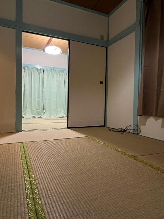 栄子ハウス三芳荘