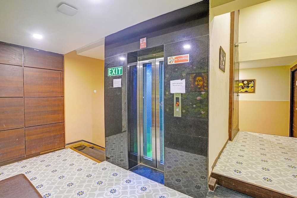 Fabhotel Ojas Inn
