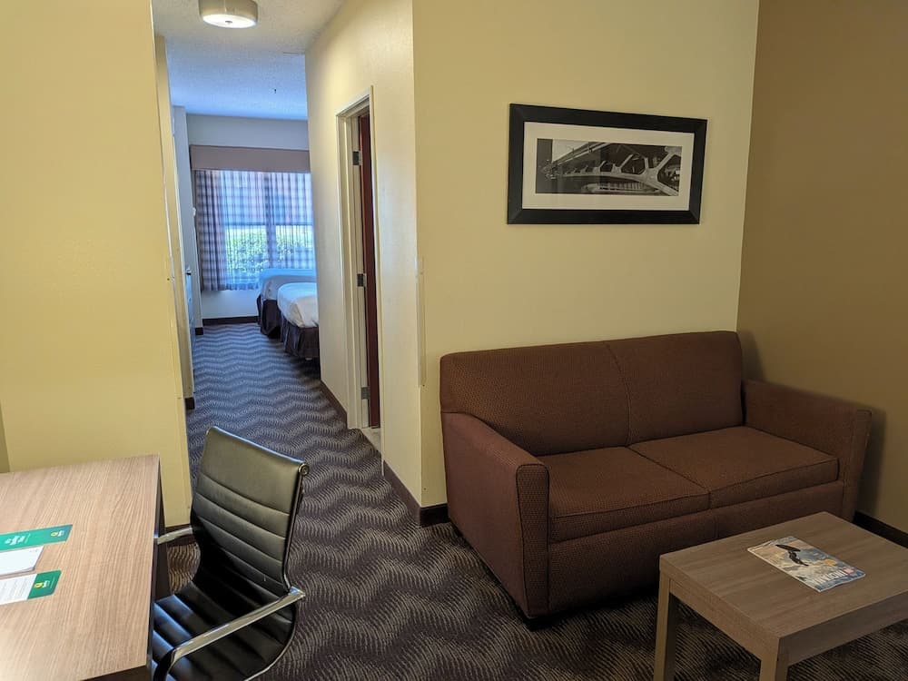 Quality Suites Indianapolis