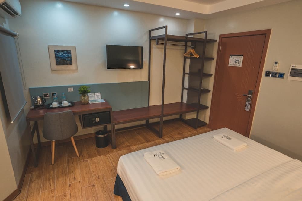 Henia Hotel