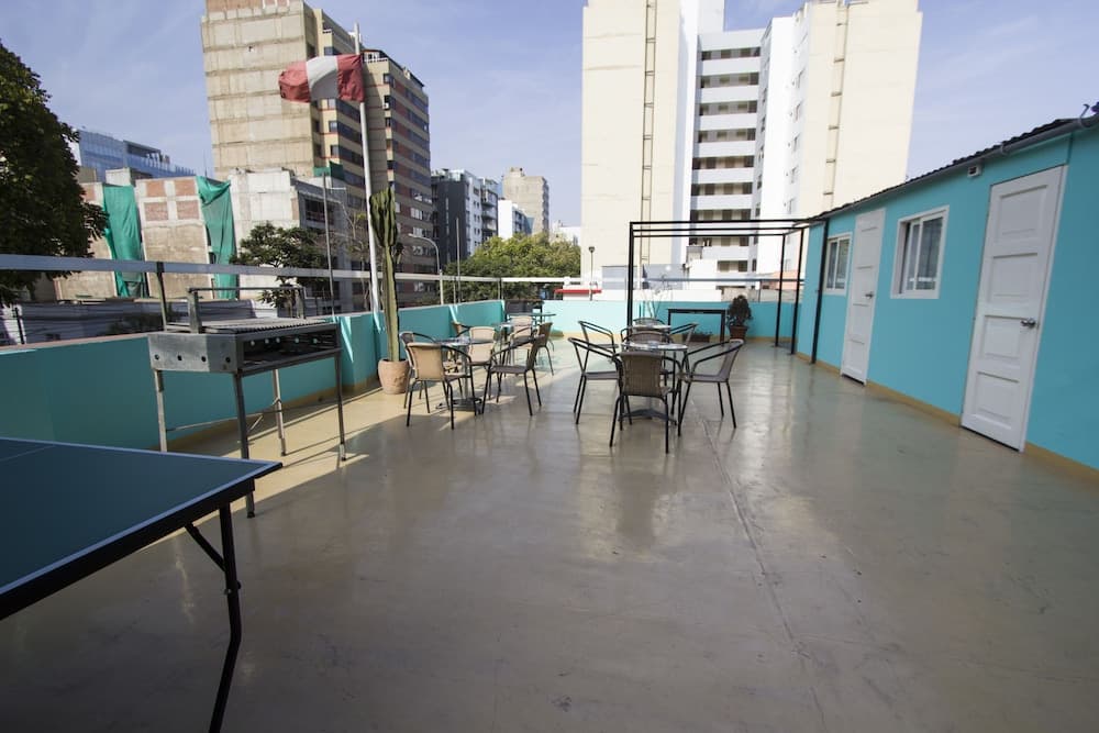 Dragonfly Hostels Lima