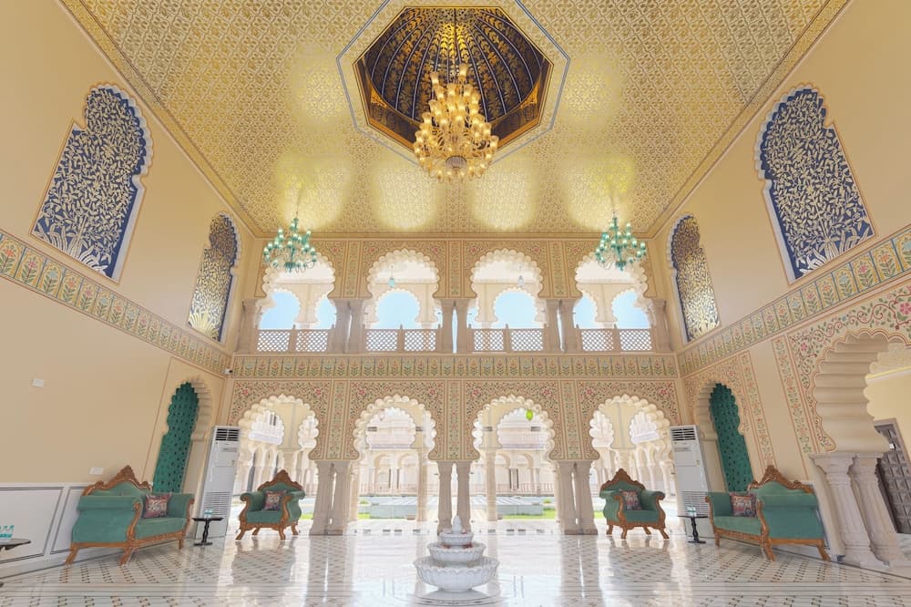 Kesarbagh Palace