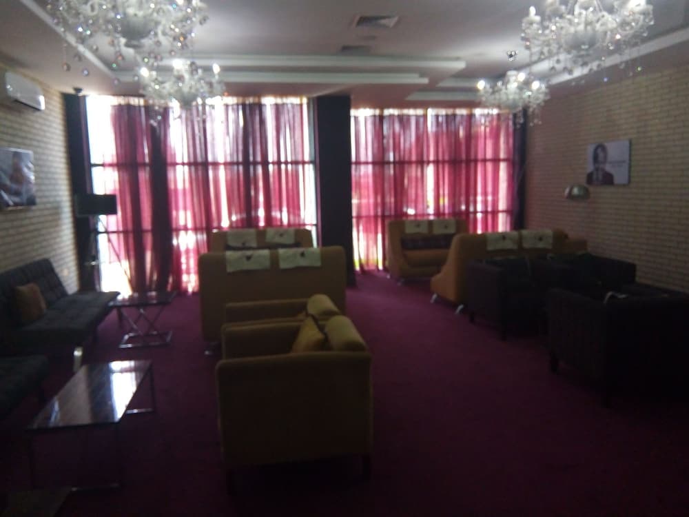 Adig Suites