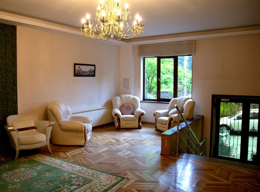 Hotel Satori