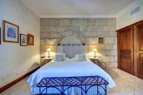 Mas des Comtes de Provence
