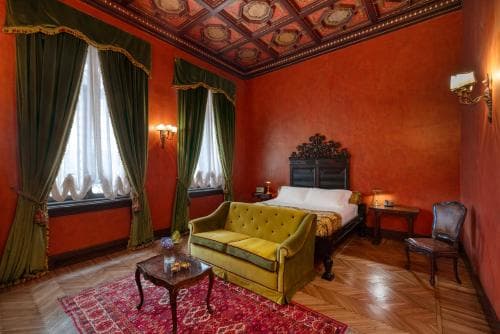 Hotel Locarno & Anahi