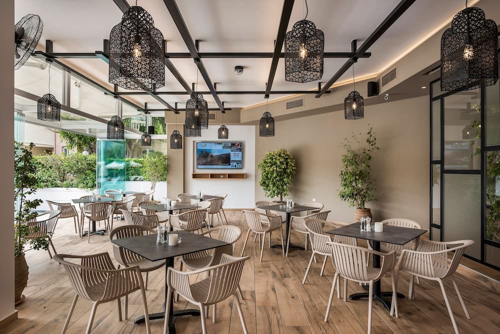 Atrion Hotel