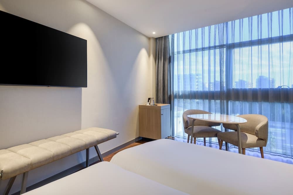 AC Hotel Som by Marriott