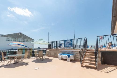 Premiere Motor Inn