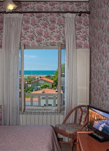 Hotel Villa Flores