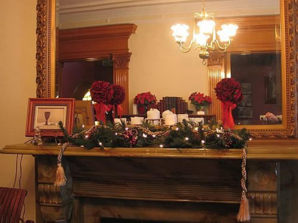 Olde Judge Mansion