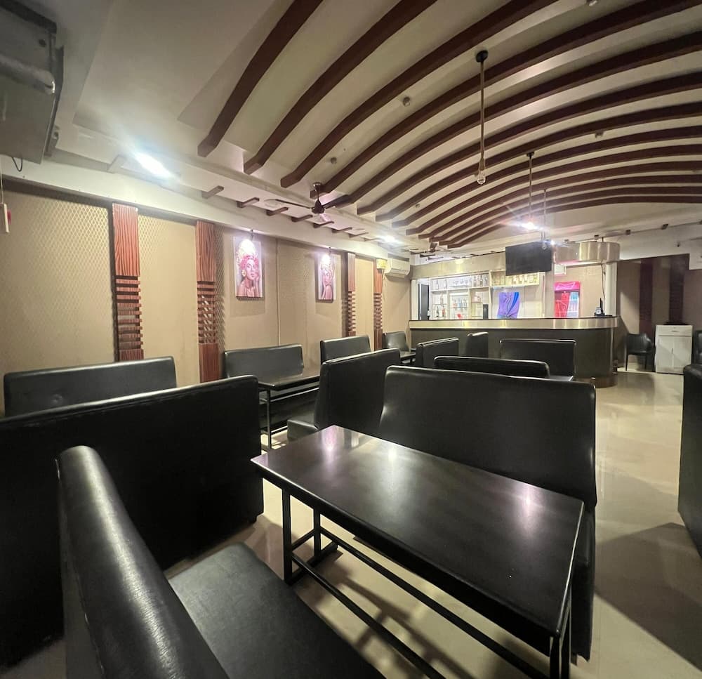 Le Ideal Suites