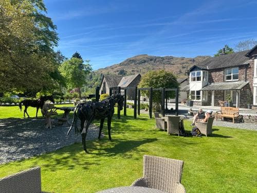 Bridge House Hotel