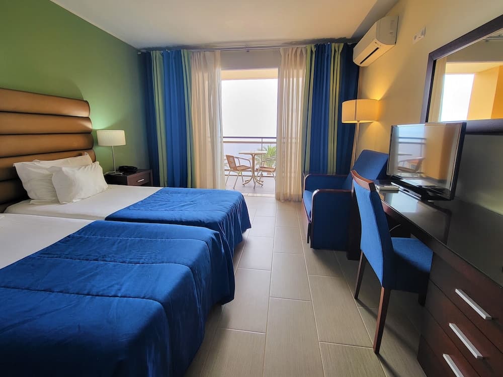 Roca Mar Hotel