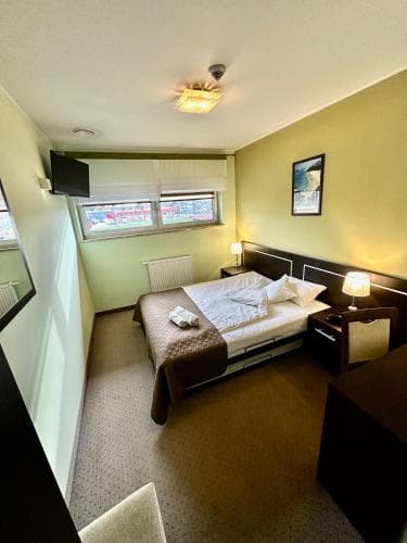 Hotel Pod Debami