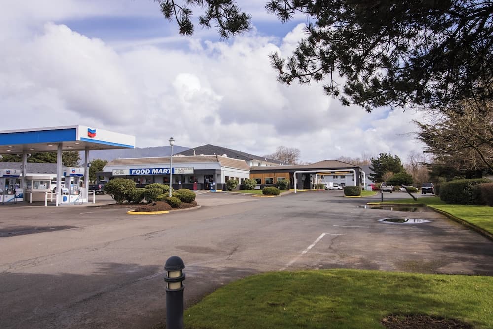 The Tillamook Inn