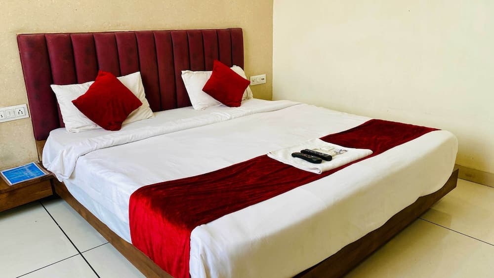 Hotel Sukh Vilas