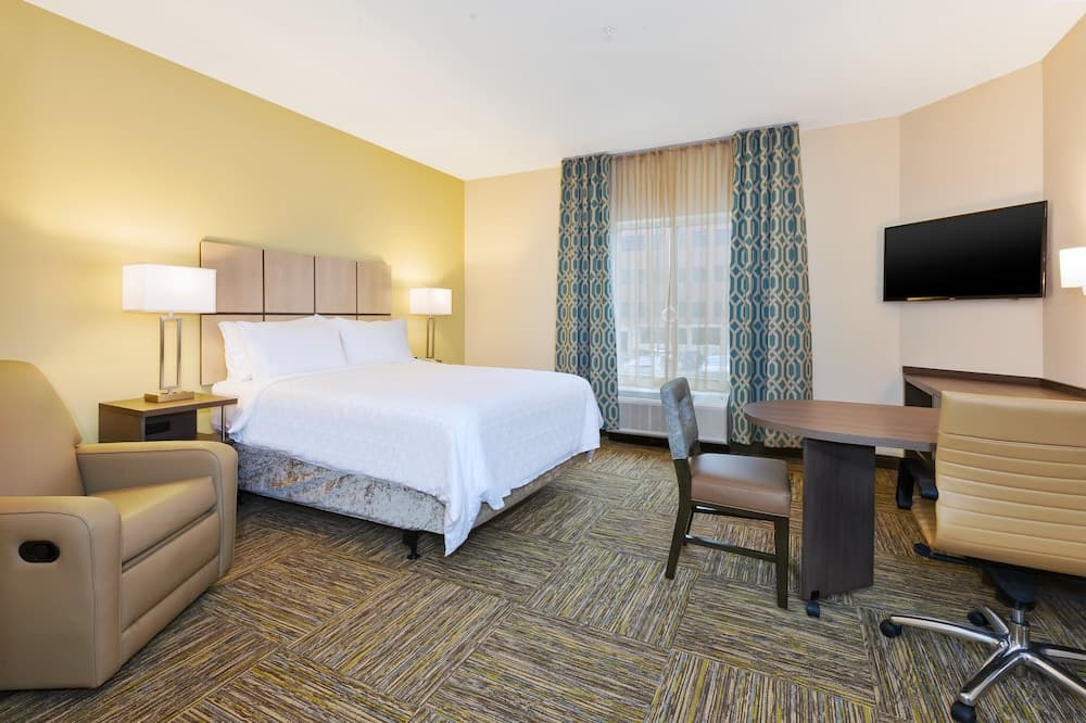 Candlewood Suites Louisville - NE Downtown Area by IHG