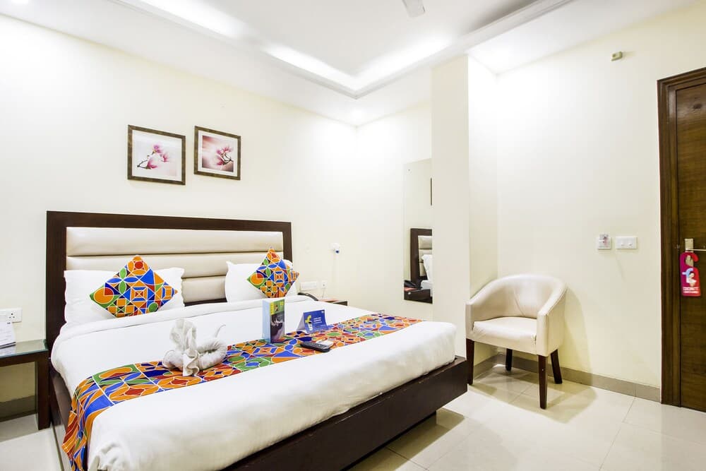 Fabhotel Mj Inn
