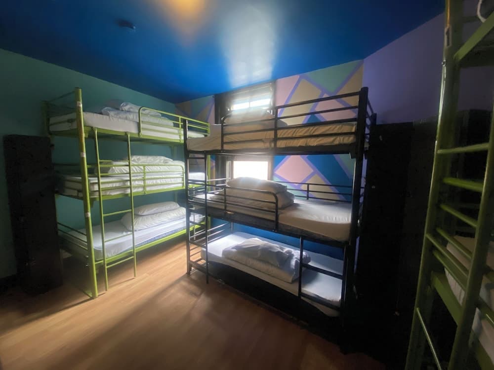Phoenix Hostel