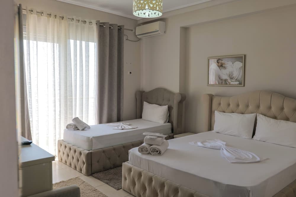 Hotel Sunrays
