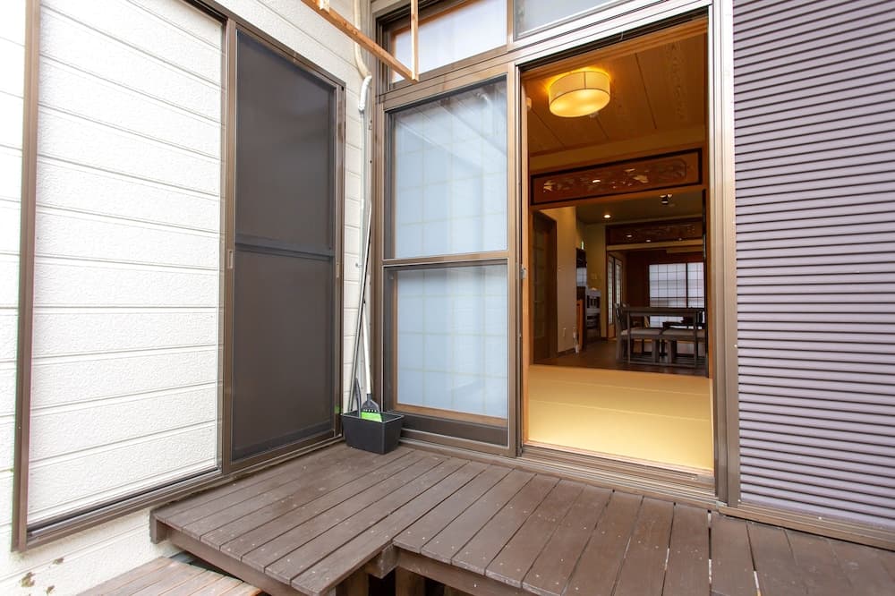 Kanmuritei Guest House UP to 7 pax, 冠邸l和モダン最大7名まで宿泊可能