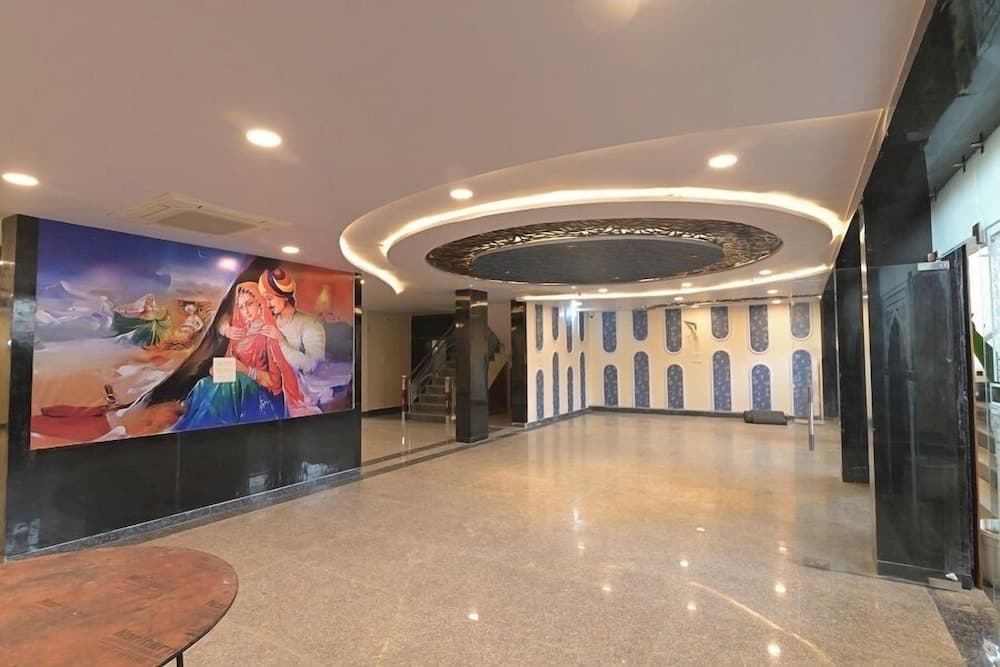 HOTEL NARAYAN VILAS