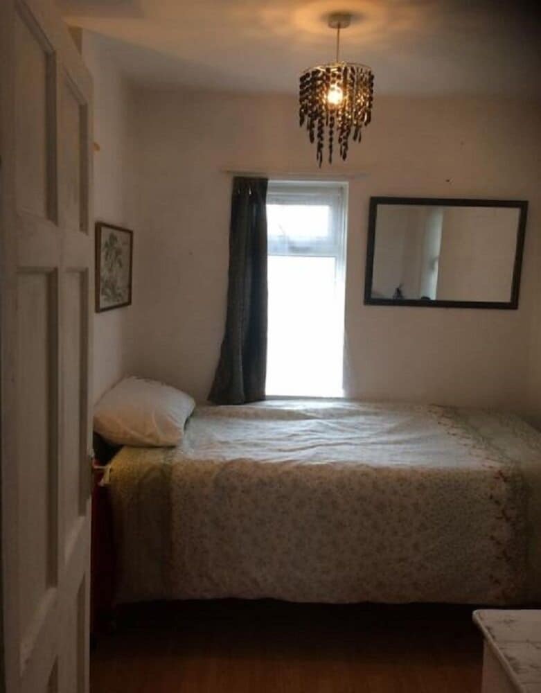 Ucc B & B