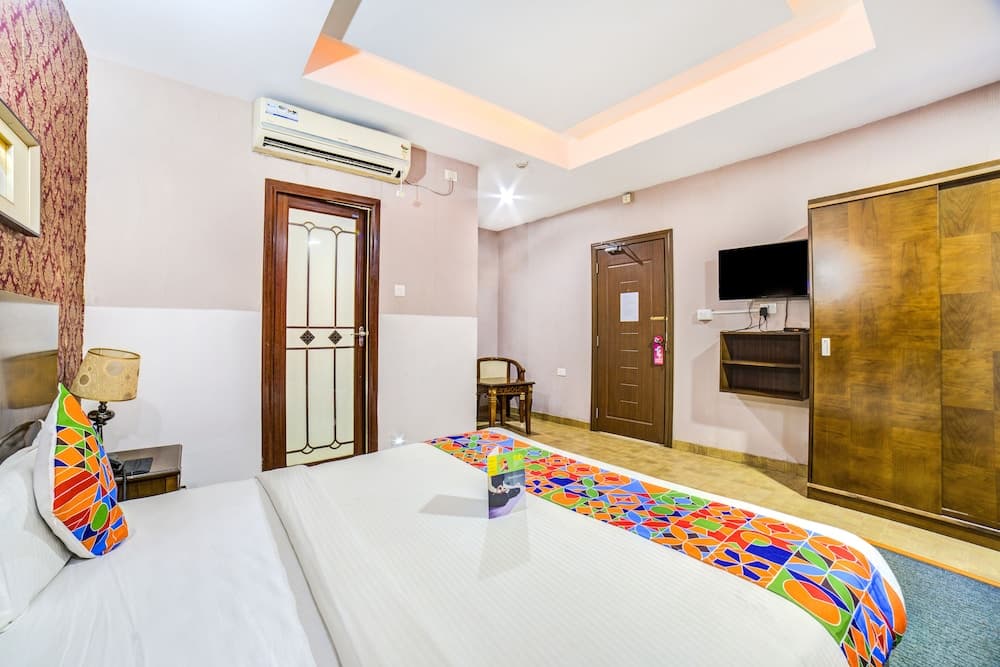 FabHotel Silk Route
