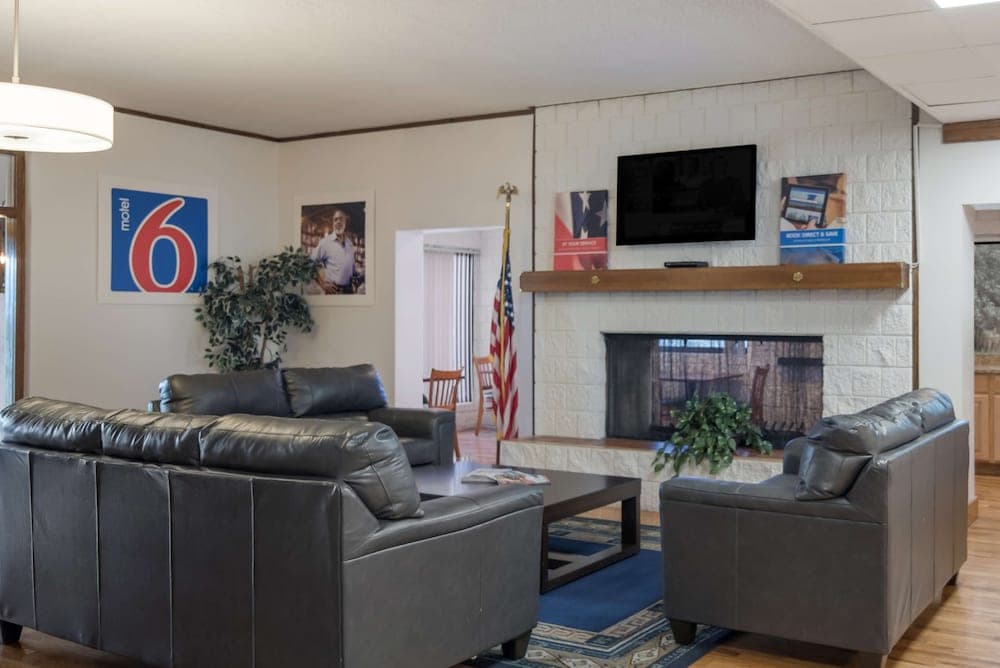 Studio 6 Colorado Springs, Colorado - Air Force Academy