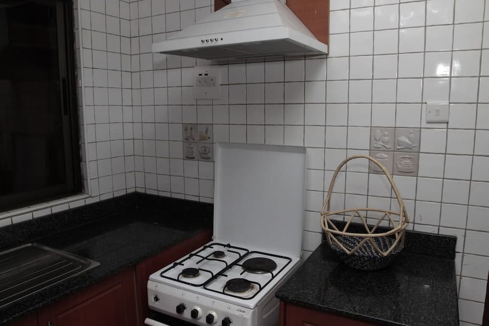 Delta Suites