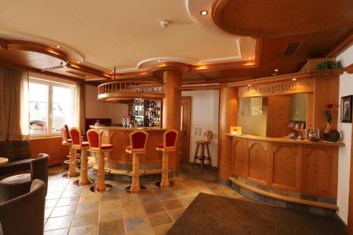 Hotel Charly