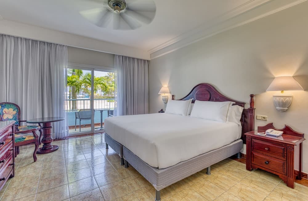 Senator Puerto Plata Sublime Collection