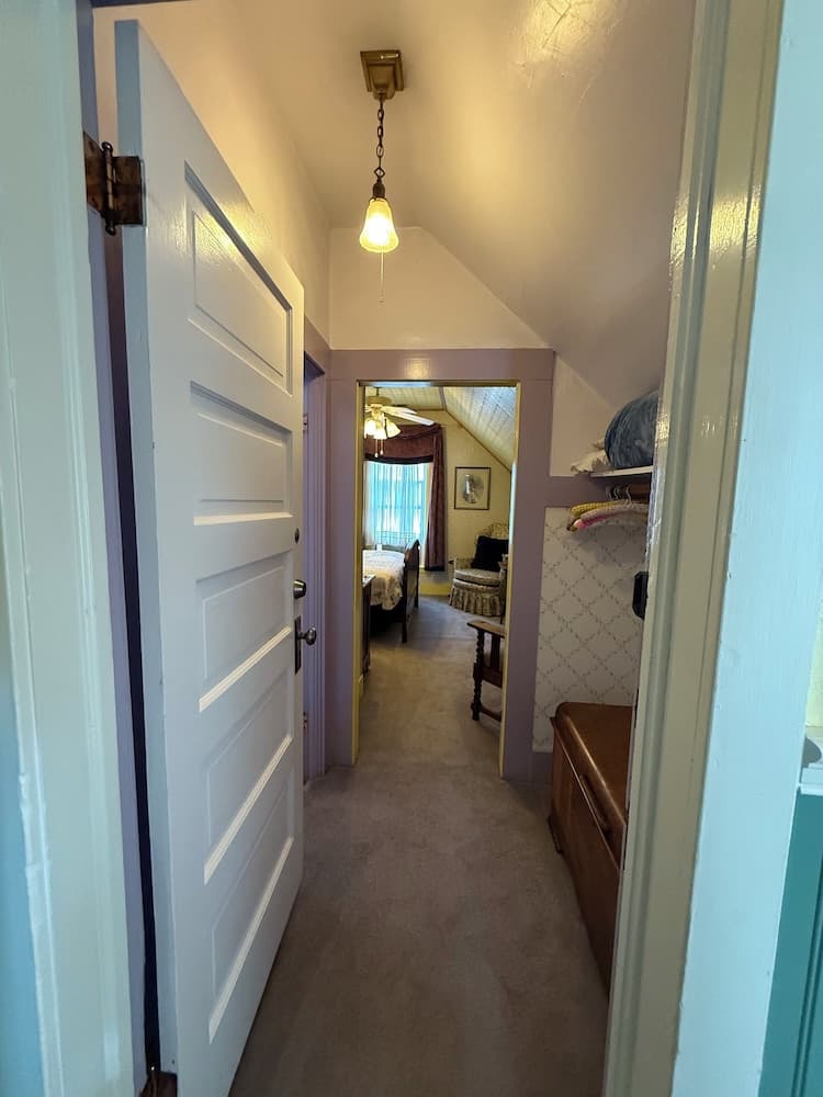 Roseberry House Bed & Breakfast