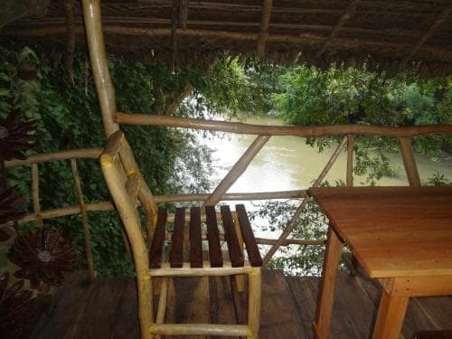 Kumbuk Tree House
