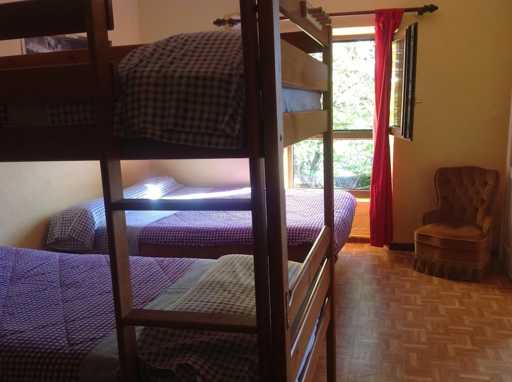 SURFtoLIVE House - Hostel