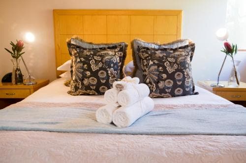 Feathers Lodge Boutique Hotel