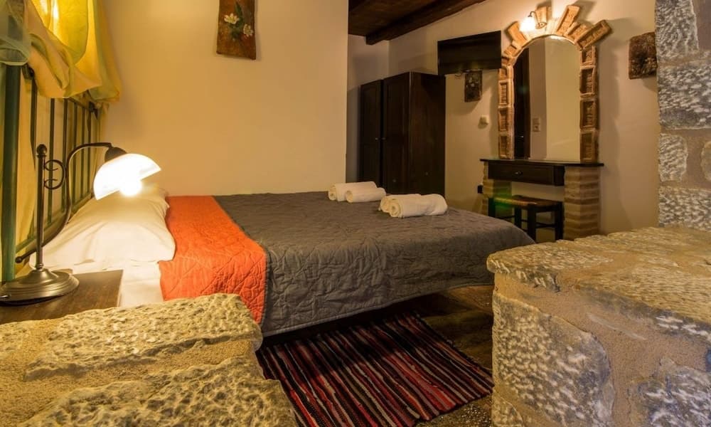 Psamathous Guesthouse