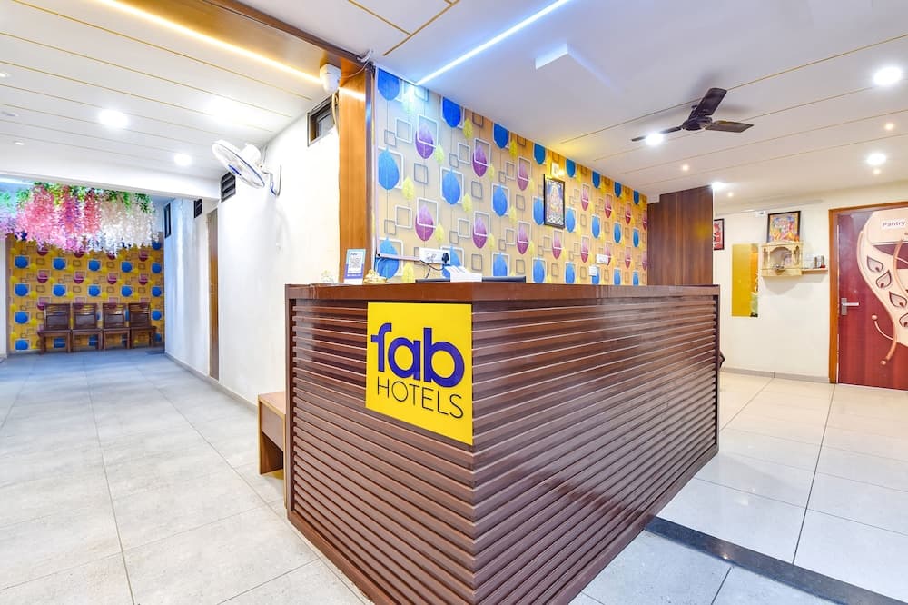 Fabhotel Vishwa