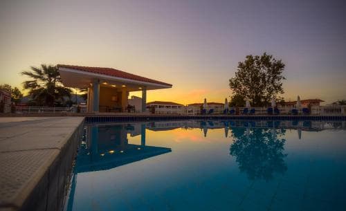 Karras Hotel